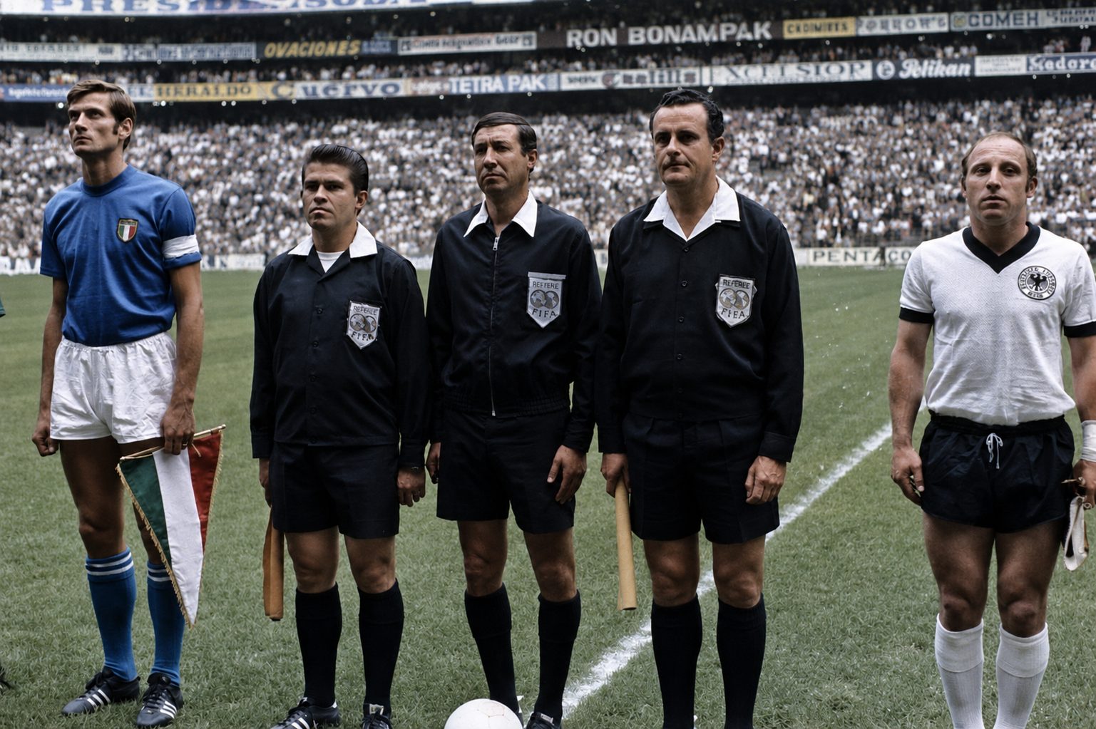 Terna arbitral de la semifinal Italia–Alemania, Mundial de México 1970
